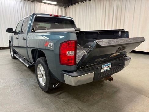 Used 2007 Chevrolet Silverado 1500 LT w/ 1LT Convenience Package AWD/4WD image 8