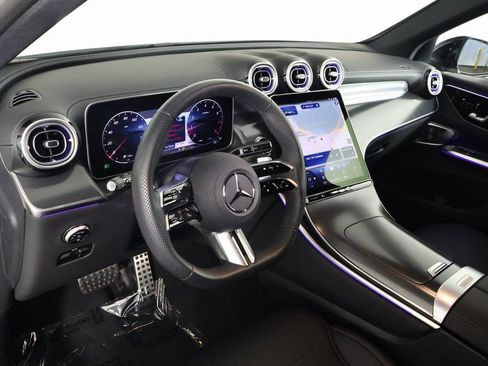 Certified 2026 Mercedes-Benz GLC 300 image 7