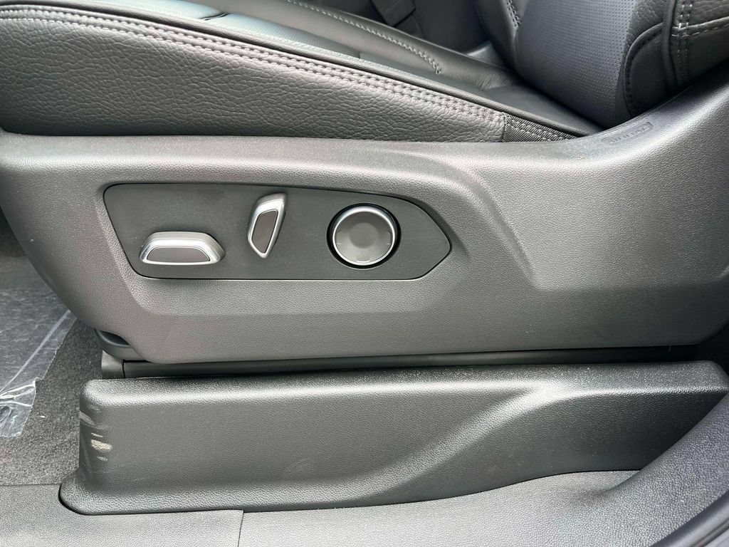 New 2026 GMC Yukon Denali AWD/4WD image 26