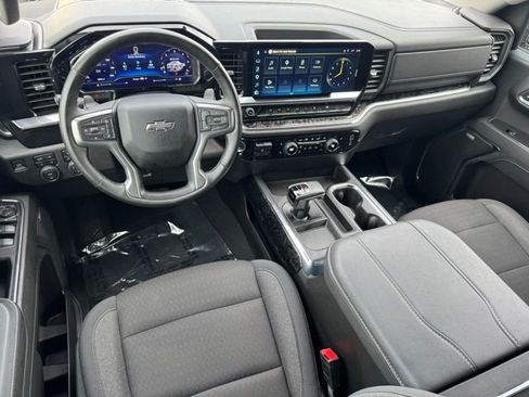 Used 2024 Chevrolet Silverado 1500 RST w/ Convenience Package II AWD/4WD image 10