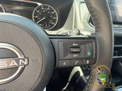 Used 2023 Nissan Rogue SV w/ SV Premium B Package FWD image 20