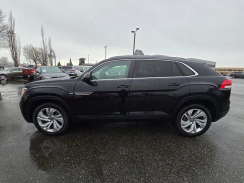 Used 2020 Volkswagen Atlas Cross Sport SEL image 6