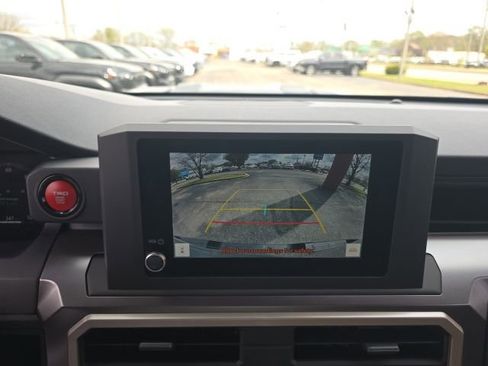 Certified 2025 Toyota Tacoma TRD Sport image 21