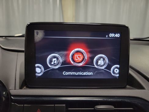 Used 2019 MAZDA MX-5 Miata Sport image 22