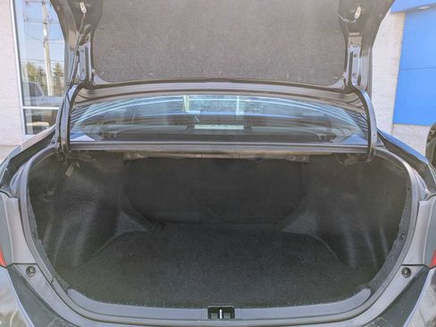 Used 2017 Toyota Corolla SE image 30