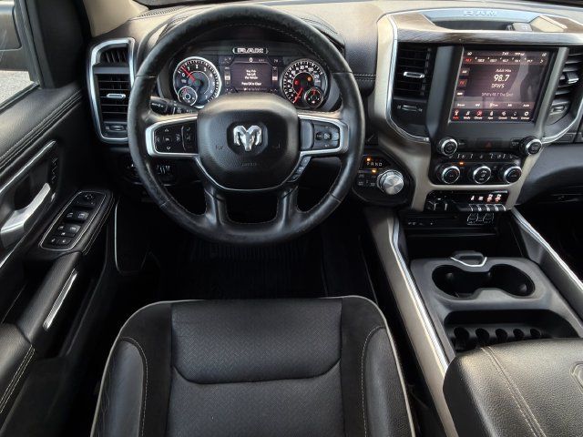 Used 2019 RAM 1500 Laramie AWD/4WD image 12