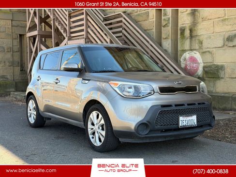 Used 2014 Kia Soul + FWD image 1