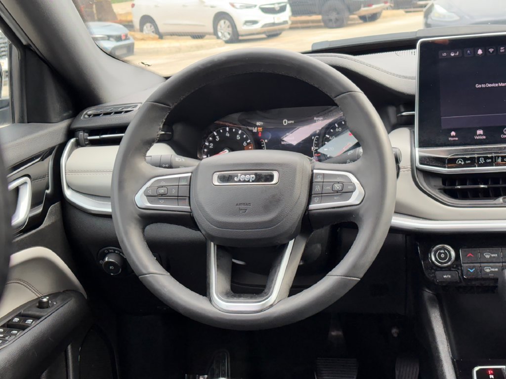 Used 2025 Jeep Compass Limited AWD/4WD image 23