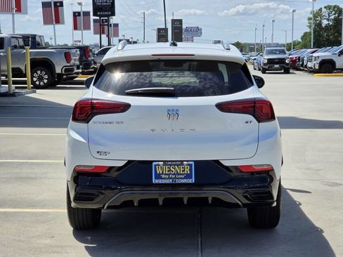 Used 2024 Buick Encore GX Sport Touring w/ Experience Buick Package FWD image 6