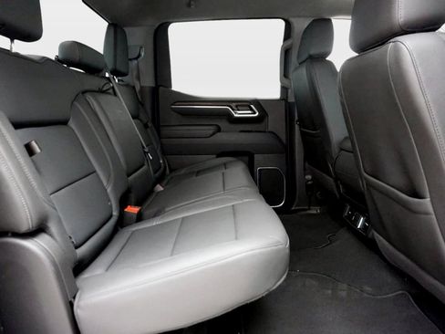 Used 2026 GMC Sierra 1500 SLT AWD/4WD image 23
