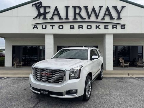 Used 2018 GMC Yukon Denali w/ Open Road Package RWD image 3