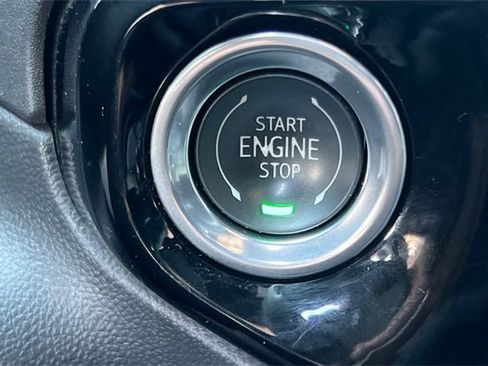 Used 2024 Chevrolet Silverado 1500 ZR2 w/ Technology Package image 30