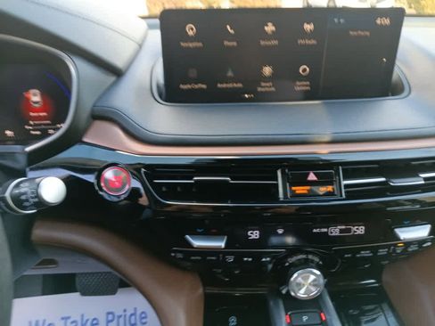 Used 2023 Acura MDX SH-AWD w/ Technology Package image 12