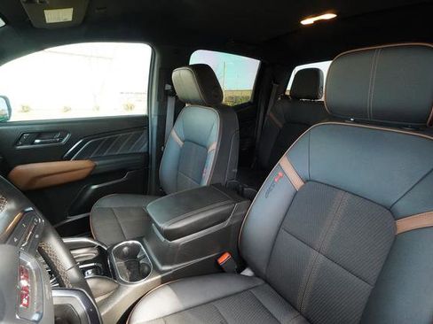 Used 2024 GMC Canyon AT4 w/ Technology Package image 24