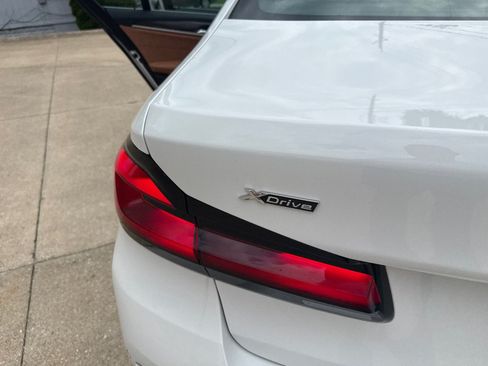 Used 2021 BMW 530i xDrive w/ Convenience Package AWD/4WD image 21
