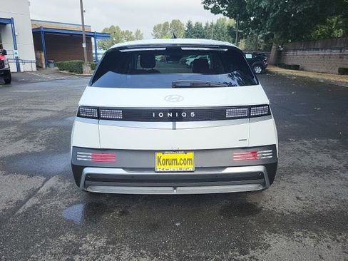 New 2025 Hyundai Ioniq 5 SE image 5