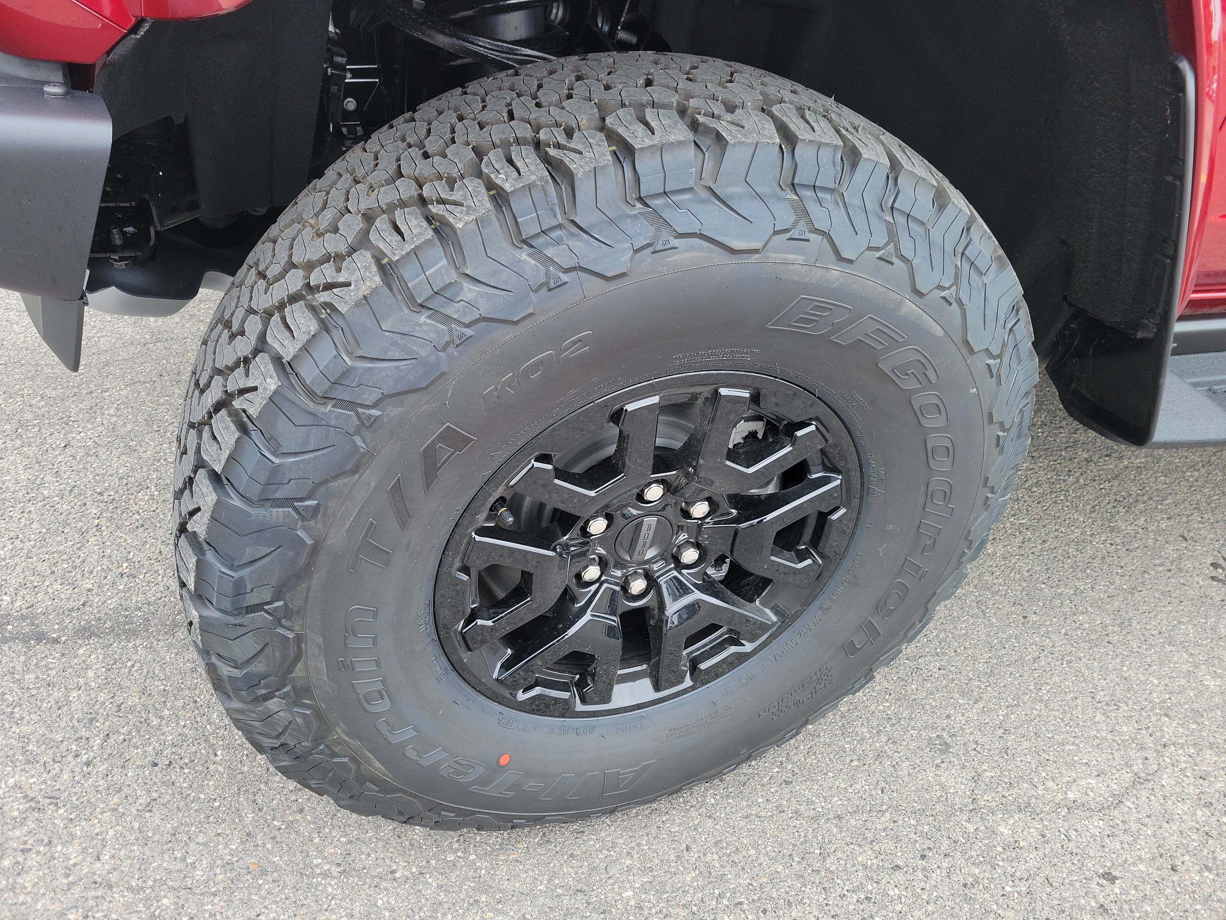 New 2026 Ford Bronco Raptor w/ Interior Carbon Fiber Pack AWD/4WD image 8