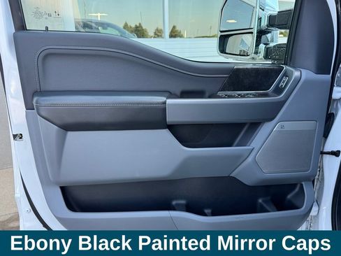Used 2024 Ford F350 Lariat w/ Black Appearance Package AWD/4WD image 16