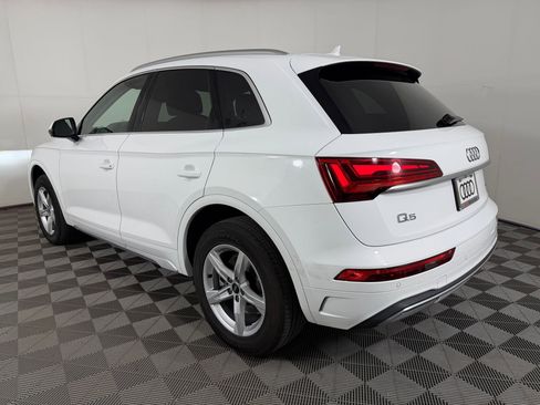 Used 2023 Audi Q5 2.0T Premium w/ Convenience Package AWD/4WD image 3
