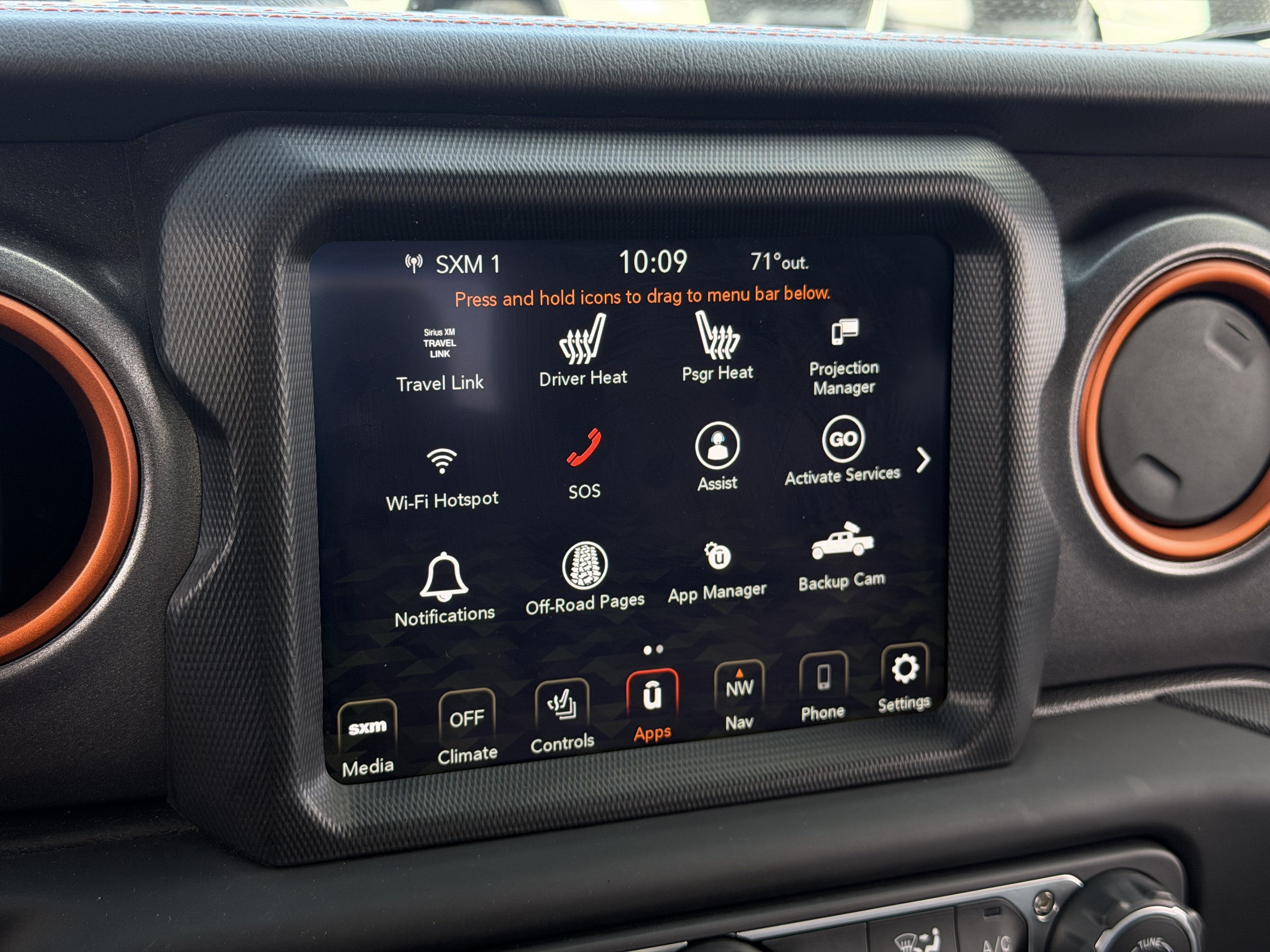 Used 2023 Jeep Gladiator Mojave w/ Cold Weather Group AWD/4WD image 22