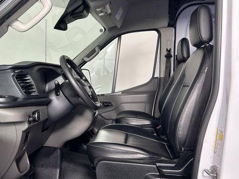 Used 2025 Ford Transit 250 148 Medium Roof RWD image 28