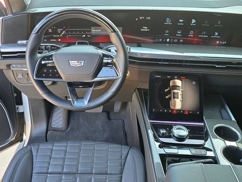 Used 2025 Cadillac Escalade V w/ LPO, Floor Liner Package AWD/4WD image 29