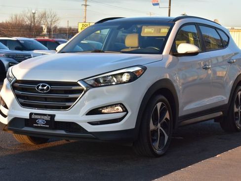 Used 2016 Hyundai Tucson Limited w/ Option Group 03 image 12