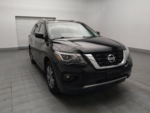 Used 2019 Nissan Pathfinder SV image 13
