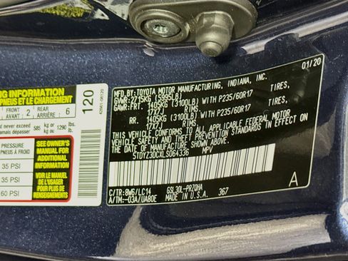 Used 2020 Toyota Sienna XLE FWD image 38