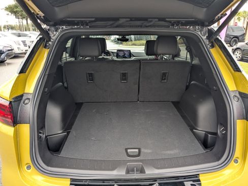 Certified 2024 Chevrolet Blazer RS w/ Driver Confidence II Package image 17