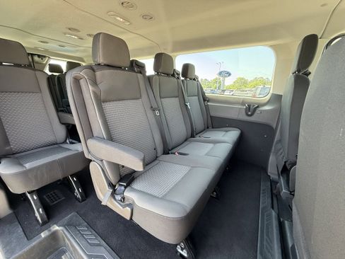 Used 2024 Ford Transit 350 XLT RWD image 23
