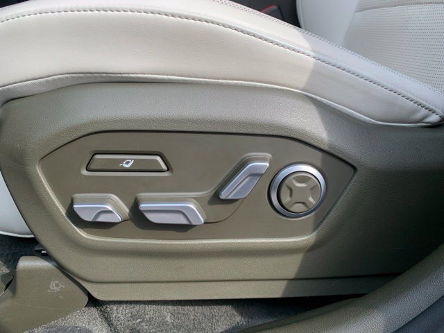 Certified 2024 Hyundai Santa Fe Calligraphy AWD/4WD image 17