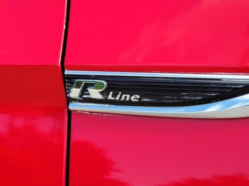 Used 2021 Volkswagen Jetta R-Line w/ R-Line Cold Weather Package FWD image 6