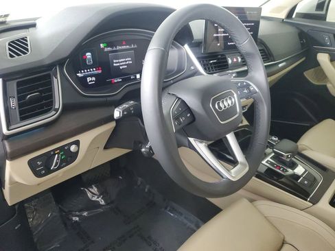 Used 2024 Audi Q5 2.0T Prestige w/ Prestige Package image 26
