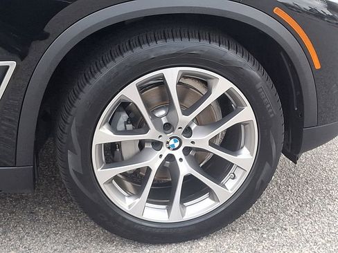 Used 2022 BMW X5 xDrive40i w/ Climate Comfort Package image 8