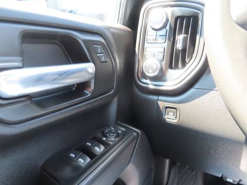 Used 2024 GMC Sierra 1500 Pro w/ Graphite Edition AWD/4WD image 29