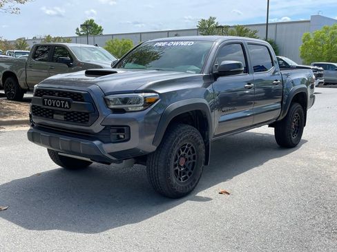 Used 2023 Toyota Tacoma TRD Pro AWD/4WD image 3