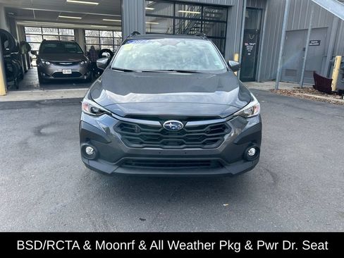Used 2024 Subaru Crosstrek 2.0i Premium AWD/4WD image 9