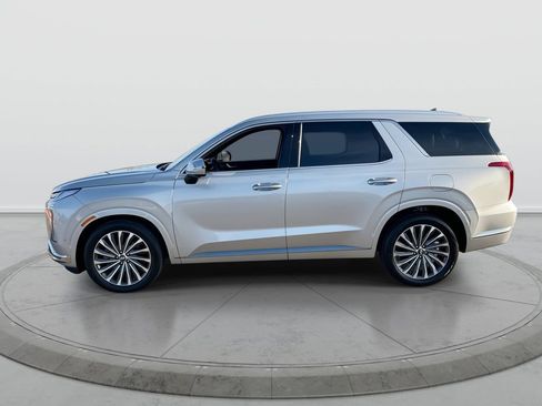 Used 2025 Hyundai Palisade Calligraphy FWD image 5