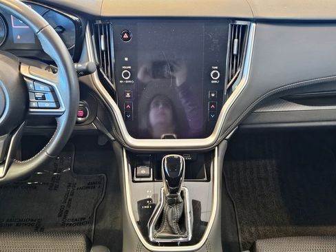 Used 2024 Subaru Outback Premium image 18