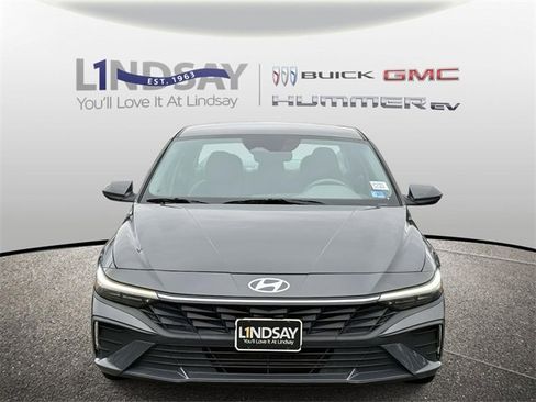 Used 2024 Hyundai Elantra SEL image 6
