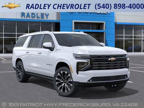 New 2026 Chevrolet Suburban High Country image 7