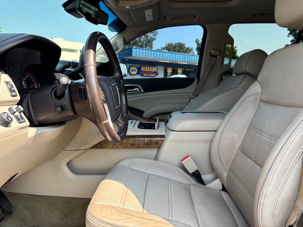 Used 2016 GMC Yukon Denali w/ Open Road Package AWD/4WD image 13