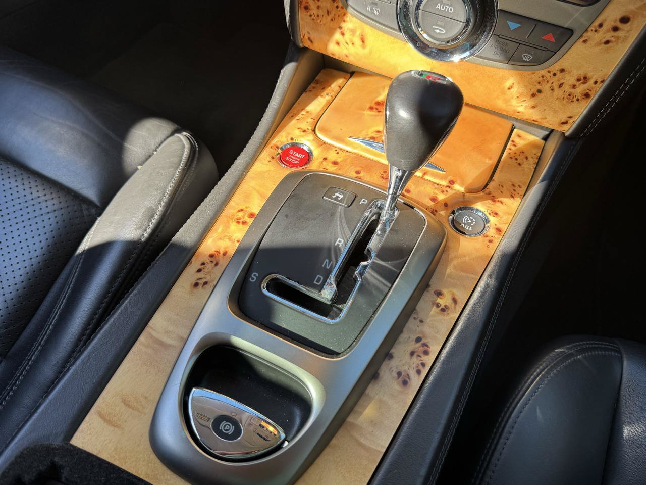 Used 2007 Jaguar XKR R RWD image 19