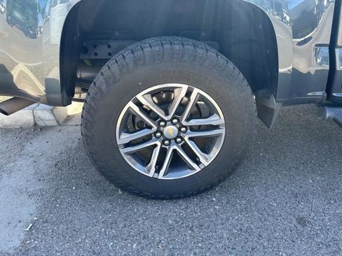 Used 2020 Chevrolet Colorado LT AWD/4WD image 7