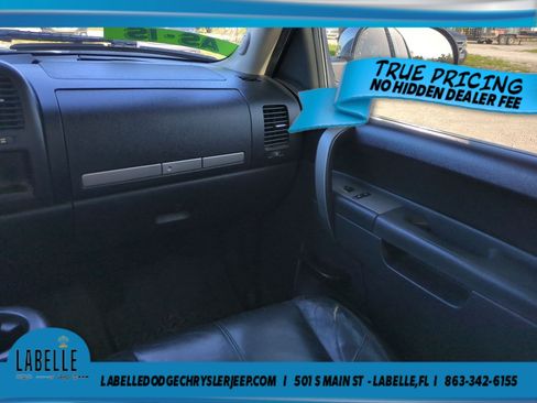 Used 2011 Chevrolet Silverado 1500 LT w/ Regional Value Package RWD image 16