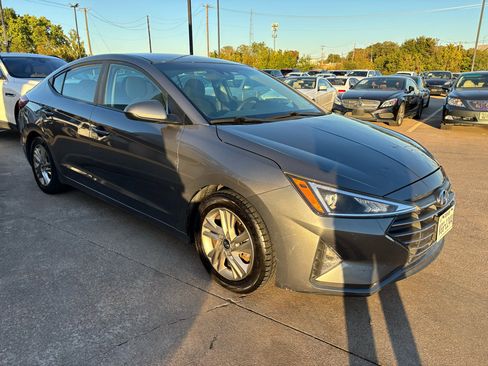 Used 2019 Hyundai Elantra SEL w/ Cargo Package image 9