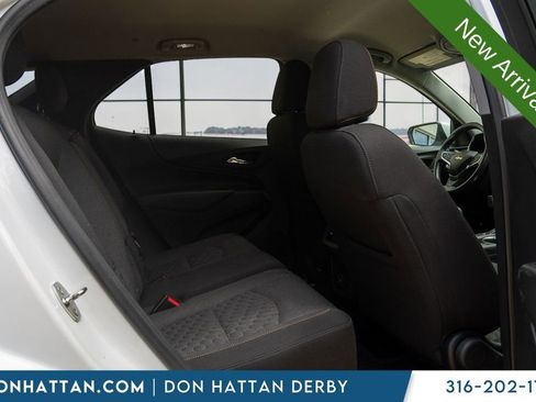Used 2020 Chevrolet Equinox LT w/ Driver Convenience Package FWD image 23