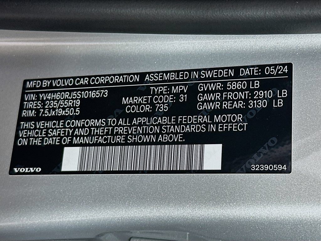 Used 2025 Volvo XC60 T8 Core w/ Protection Package Premier AWD/4WD image 26