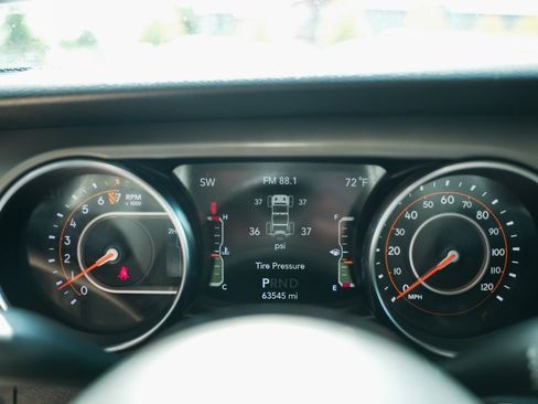 Used 2021 Jeep Wrangler Unlimited Sport image 21